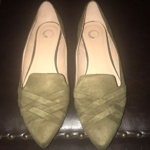 Olive green flats- never worn